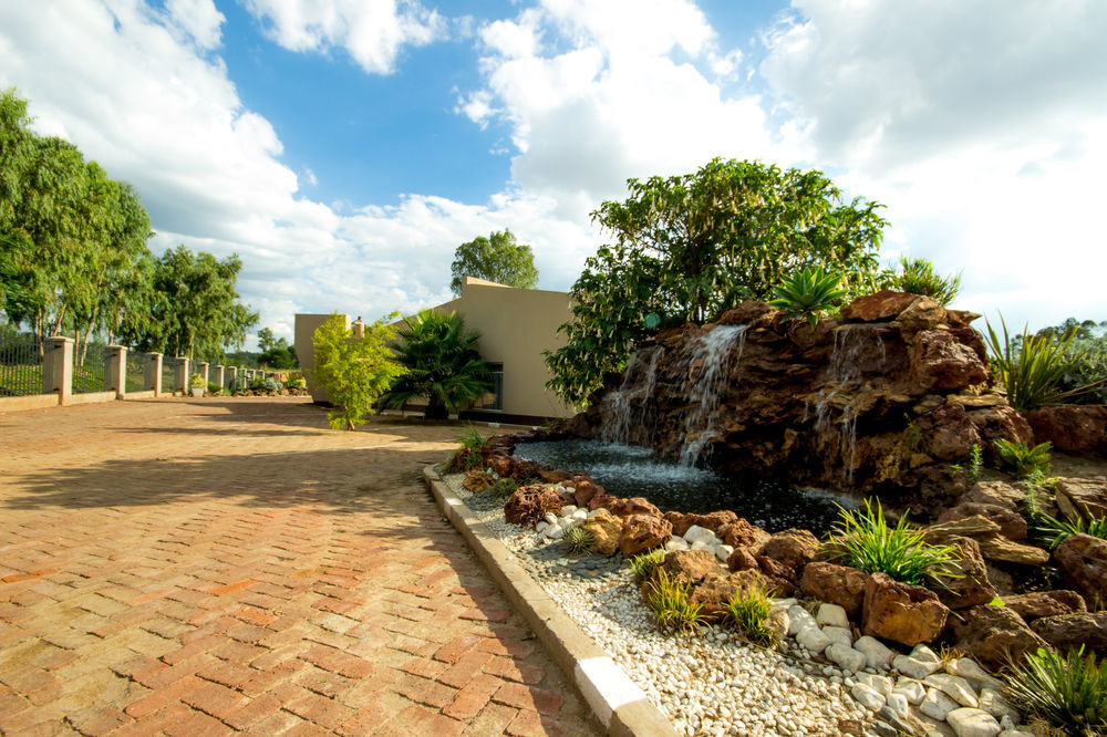 Riverstone Guest Lodge Хараре Екстер'єр фото